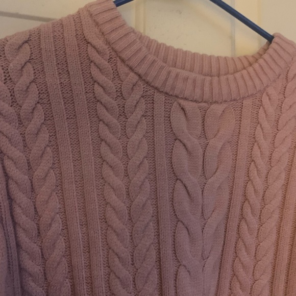 New Philosophy Blush Color Cable Sweater SZ Small Will fit Medium - Picture 3 of 11